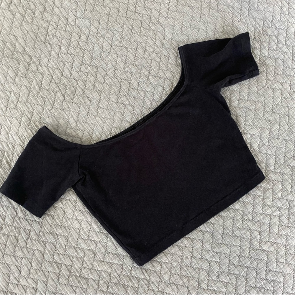 AMERICAN APPAREL OFF SHOULDER CROP TOP